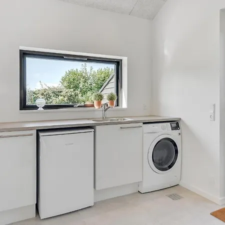 Cozy In With Kitchen בית נופש